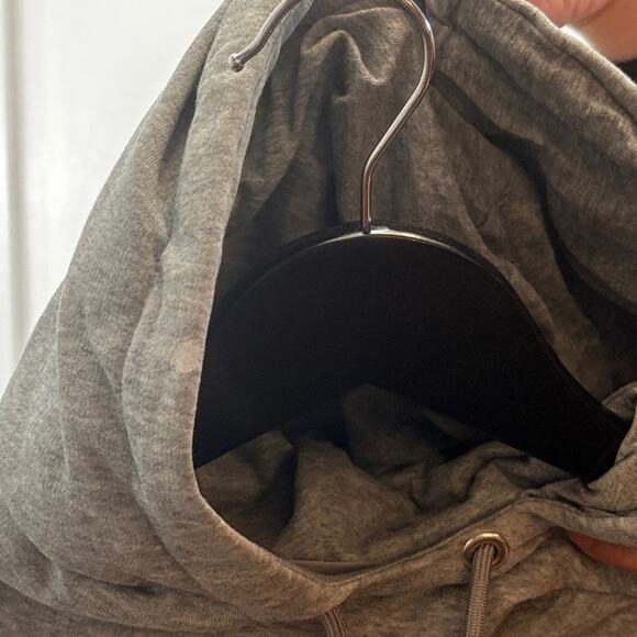 Nike Heather Gray‎ Hoodie Women’s Medium Pullover Sweatshirt Logo Flaws - Picture 5 of 8